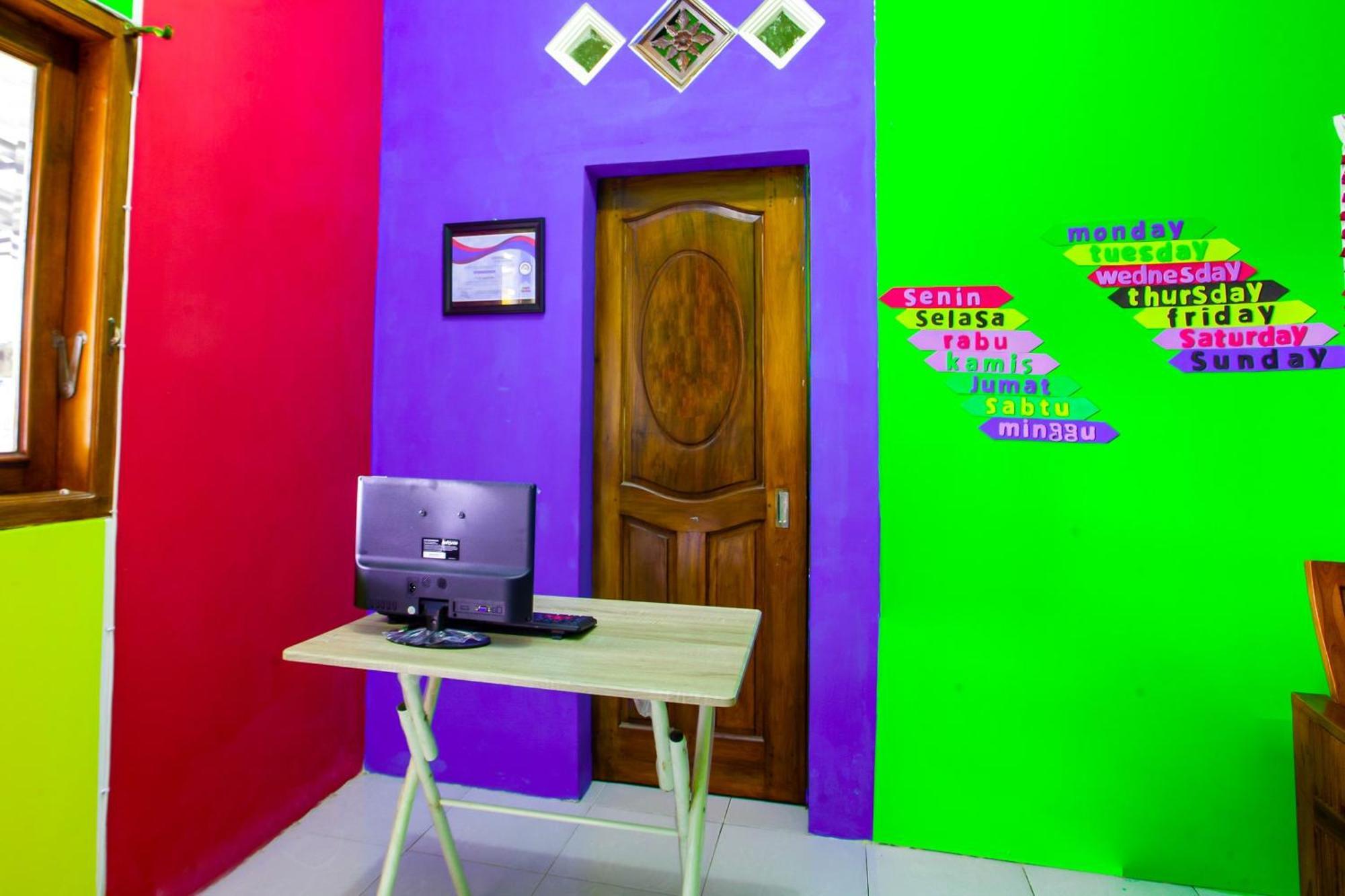 Spot On 2875 Kost Pandawa Syariah